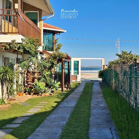 Pousada Recanto Edenico - A Beira Mar Da Praia Ponta Do Papagaio, Palhoca Sc מראה חיצוני תמונה