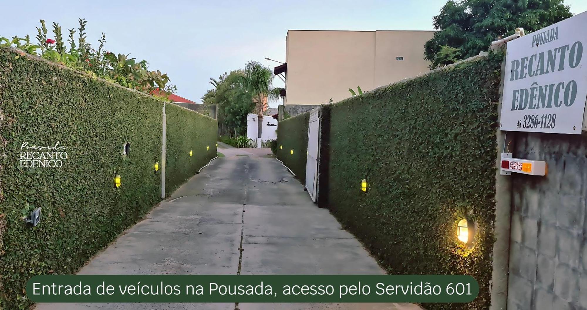 Pousada Recanto Edenico - A Beira Mar Da Praia Ponta Do Papagaio, Palhoca Sc מראה חיצוני תמונה